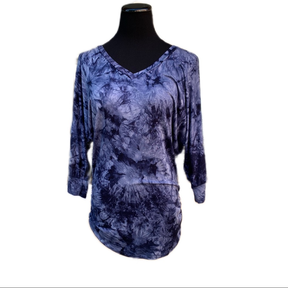 Made by Johnny Blue SZ M Tie Dye Ruched V Neck 3/4 Sleeves Blouse Top